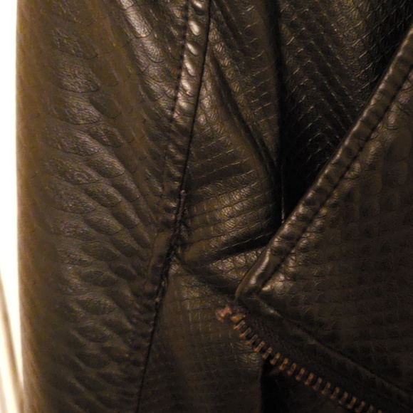 Guess faux leather jacket - Picture 5 of 5